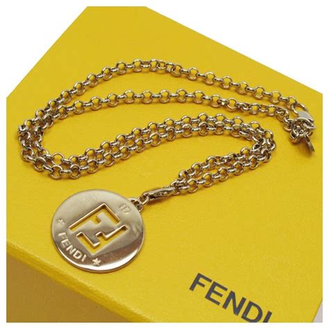 collier fendi